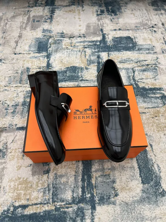 Hermes Shoe 